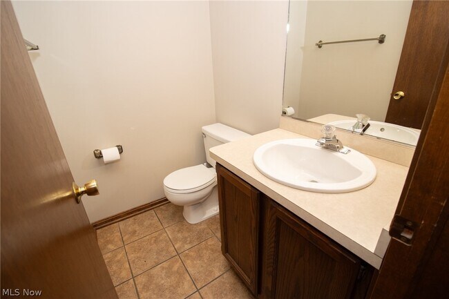 Building Photo - 18038 Heritage Trail