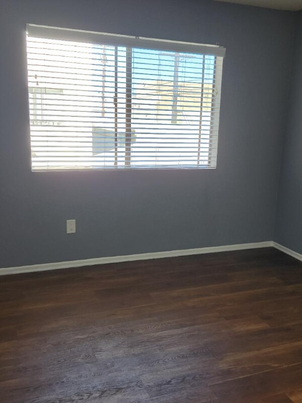 Building Photo - 4433 W 133rd St