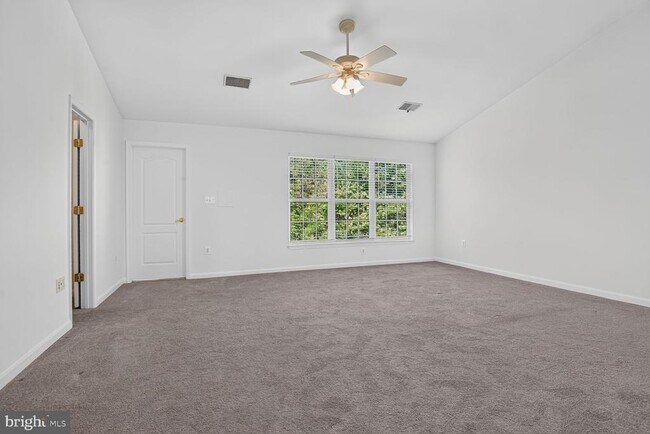 Building Photo - 13642 Flying Squirrel Dr