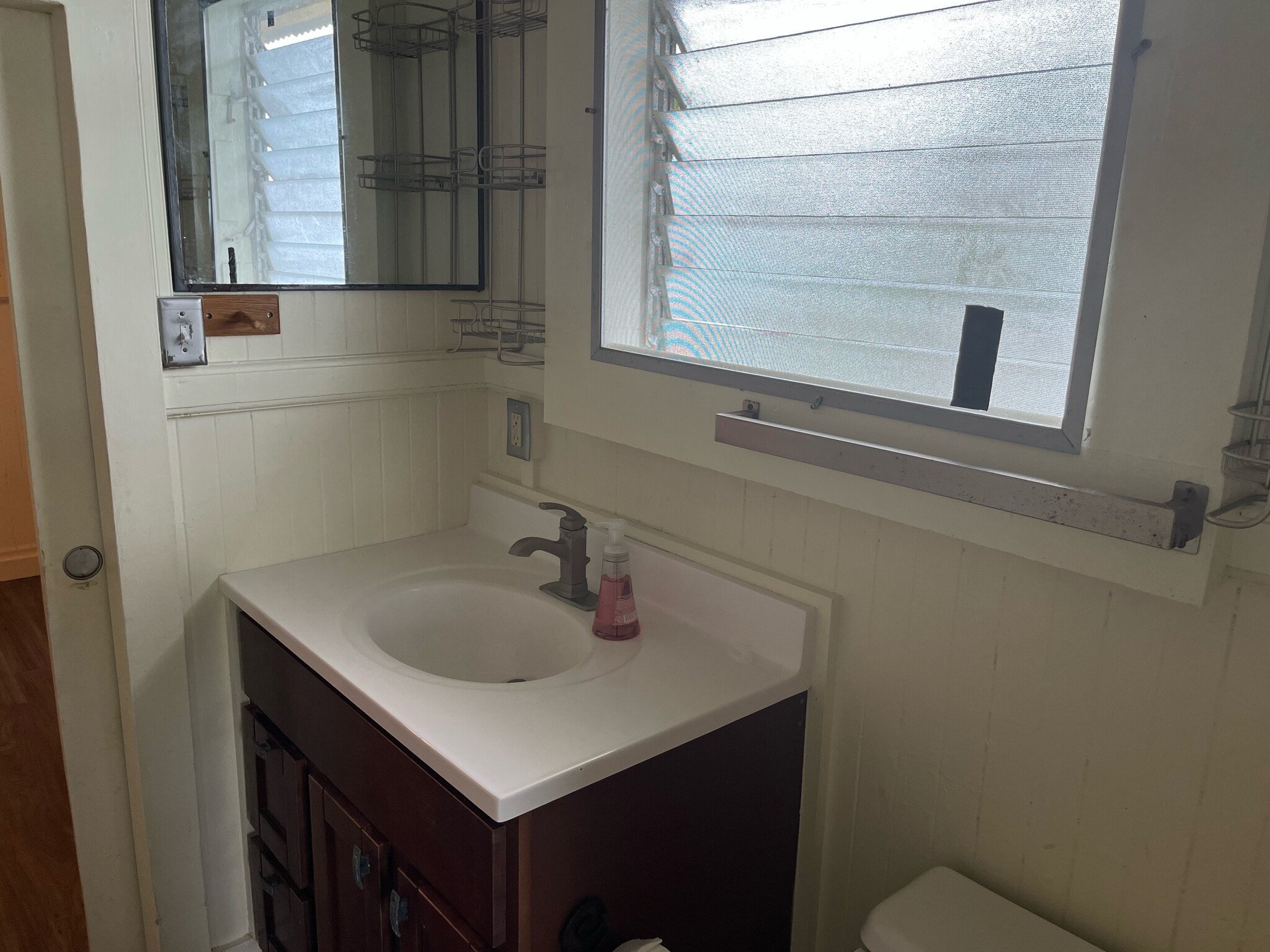 Building Photo - 169 Panaewa St