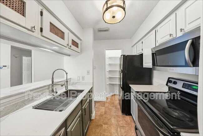 Building Photo - 1108 Quail Valley Ln