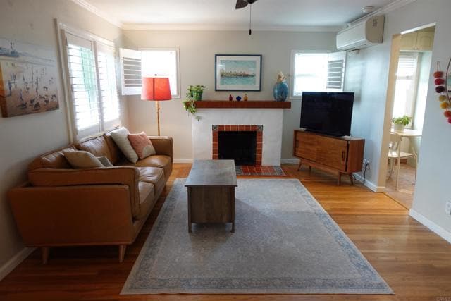 Building Photo - 3082 Juniper St