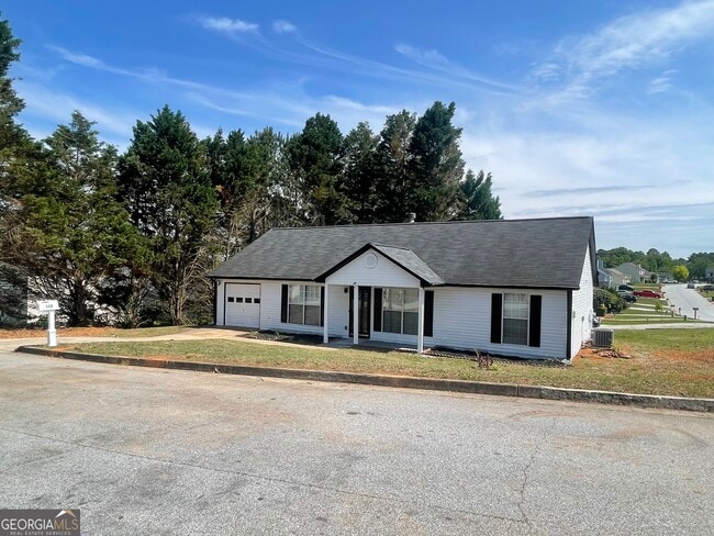 Building Photo - 320 Willow Springs Dr