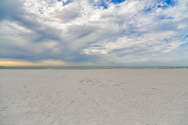 Building Photo - 8921 Blind Pass Rd