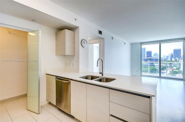 Building Photo - 4250 Biscayne Blvd