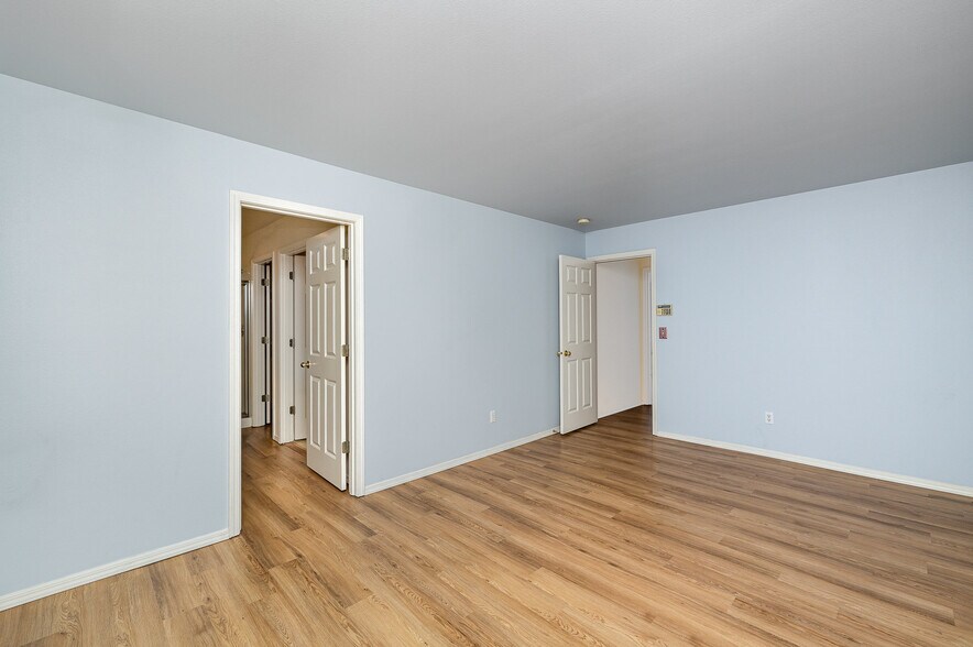 Building Photo - 4720 160th Pl SW