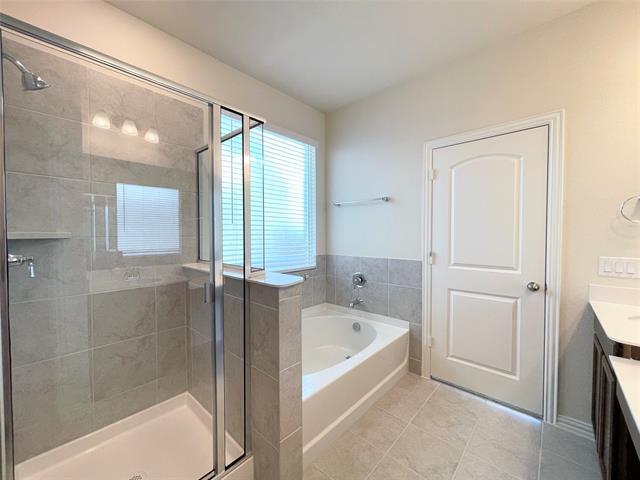 Building Photo - 1805 Nelson St