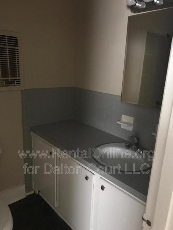 Building Photo - 1972 Cambridge Dr