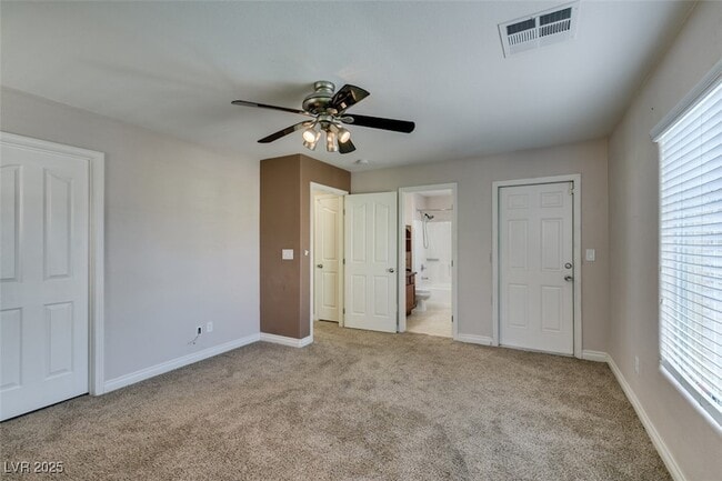 Building Photo - 169 Almond Ridge Pl