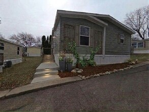 Building Photo - 337 Bunting Ln