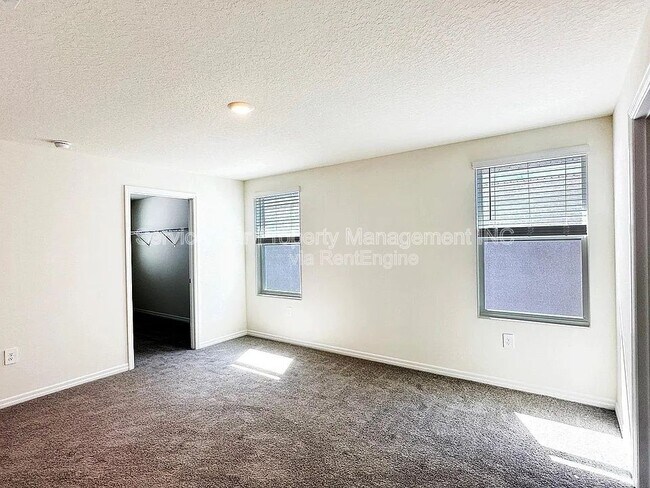 Building Photo - 5795 Cape Primrose Dr