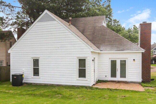 Building Photo - 4997 Woodberry Cove S