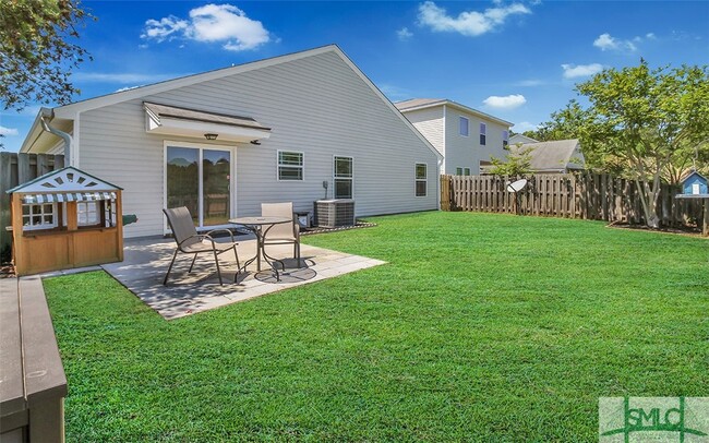 Building Photo - 116 Lake Pointe Dr