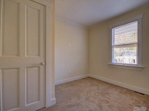 Building Photo - 438 Munsell Rd