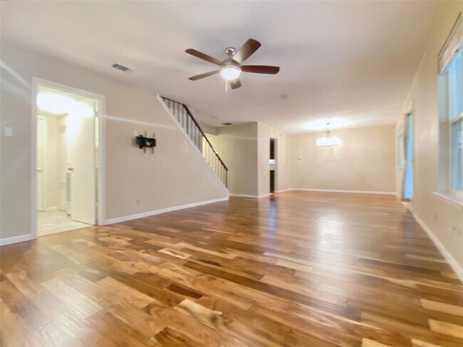 Building Photo - 8303 Alabama Dr