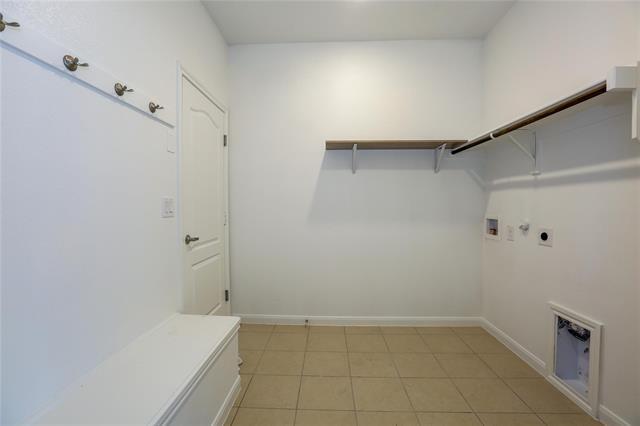 Building Photo - 640 Highberry Dr