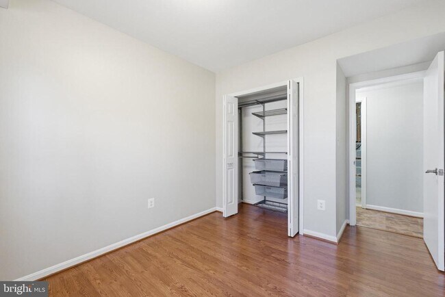 Building Photo - 3343 Slade Run Dr