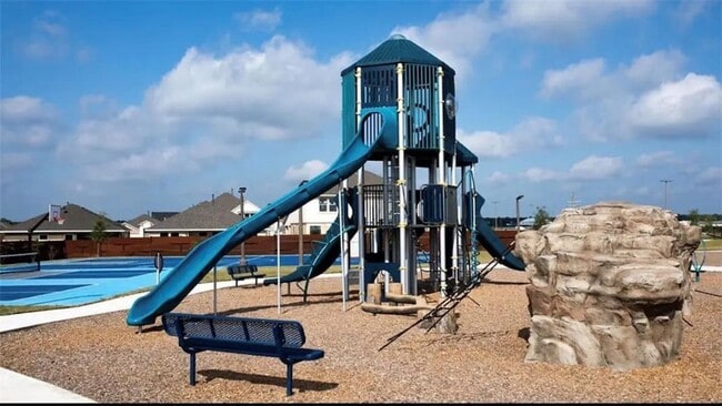 Building Photo - 6306 Southern Cross Dr