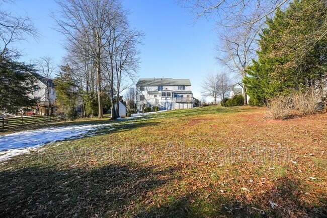 Building Photo - 13568 Heritage Farms Dr