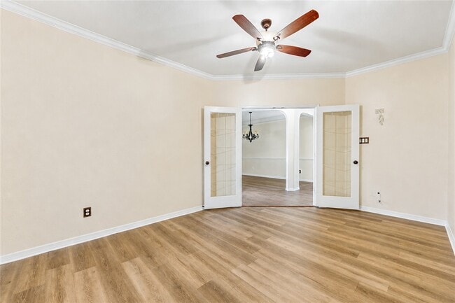 Building Photo - 17415 Elverson Oaks Dr