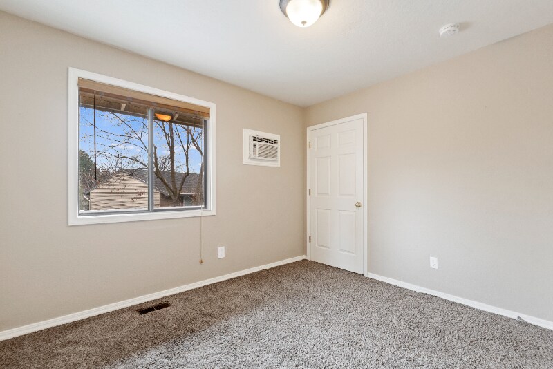 Building Photo - 765 Meaghan Pl