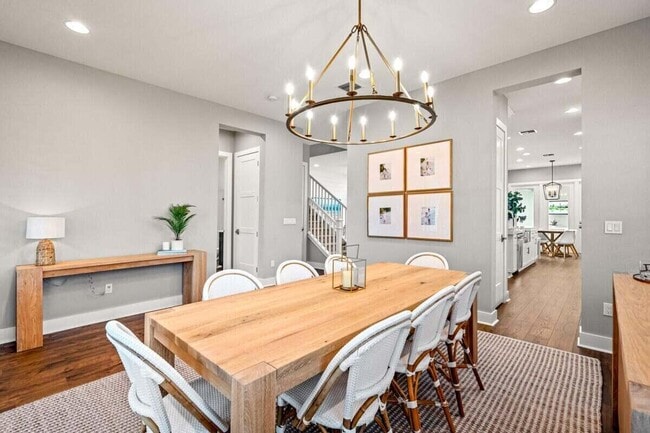 Building Photo - 13109 Alton Rd