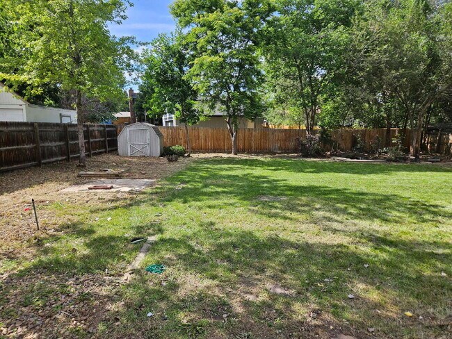 Building Photo - 7055 W Fremont Pl