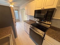 Building Photo - 511 51st St