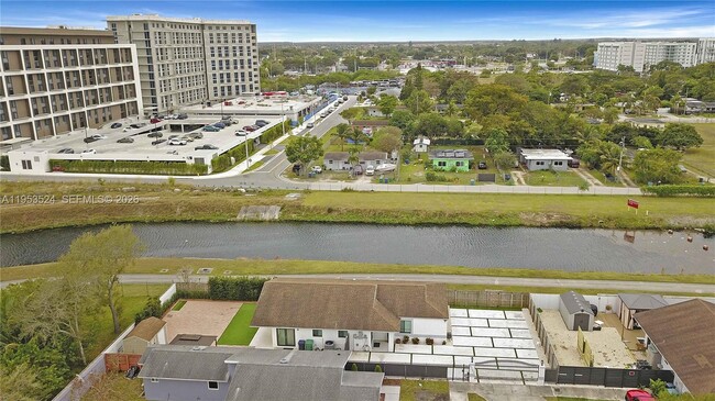 Building Photo - 21049 SW 118th Ave