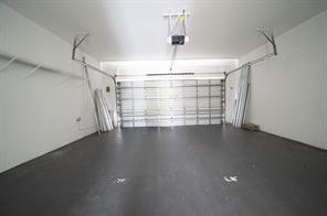 Building Photo - 7803 NW 70th Ave