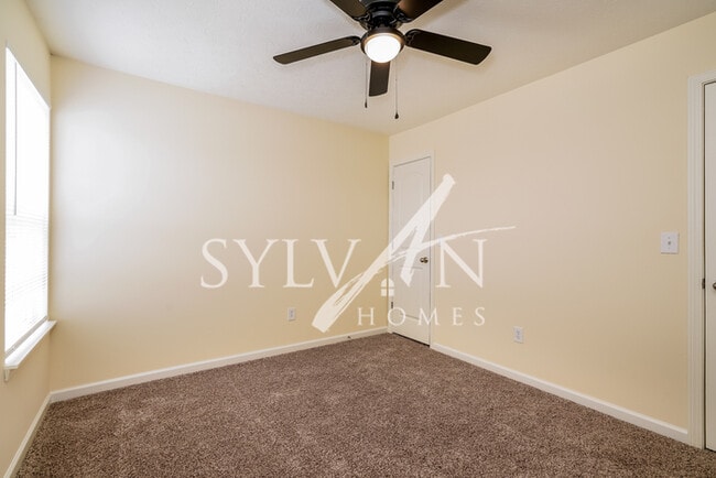 Building Photo - 2993 W Broderie Ln