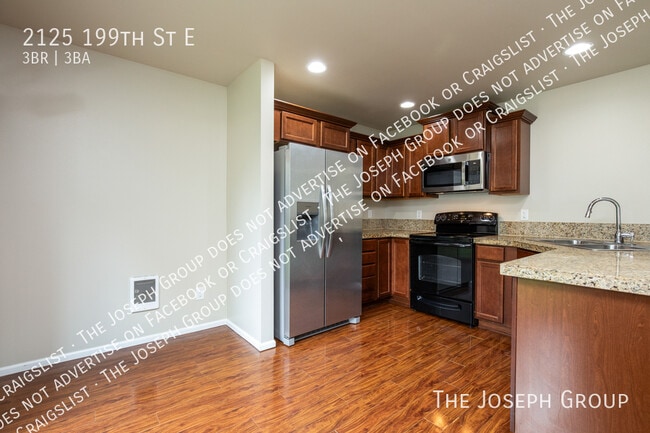 Building Photo - 2125 199th St E