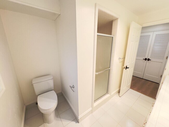 Building Photo - 3207 Apache Ln