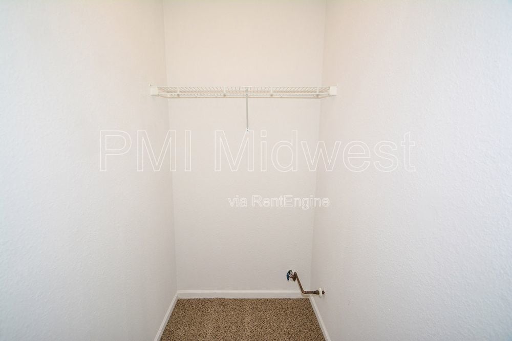 Building Photo - 8177 Amarillo Dr