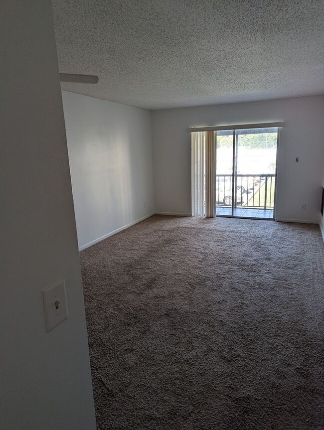 Building Photo - Great 2 bedroom 2 bathroom condo in DeLand...