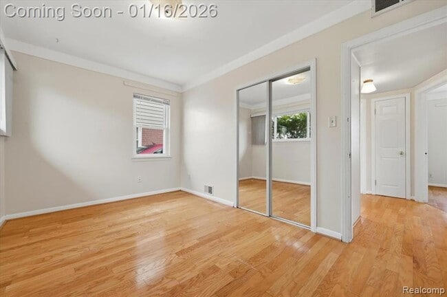 Building Photo - 1198 E Hudson Ave