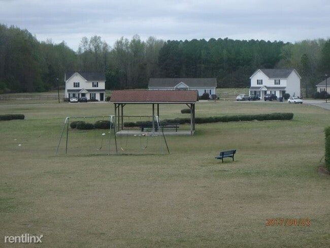 Building Photo - 2 br, 2 bath Duplex - Fox Hollow Subdivision