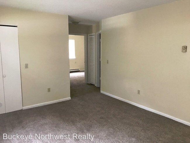 Building Photo - 1561 Brooke Park Dr