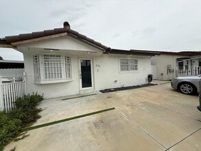 Building Photo - 8738 NW 116th Terrace