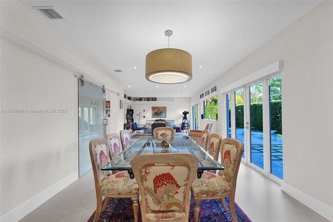 Building Photo - 397 Harbor Ct