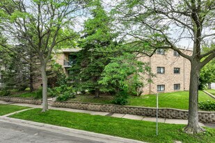 Building Photo - Irvine Park Apts