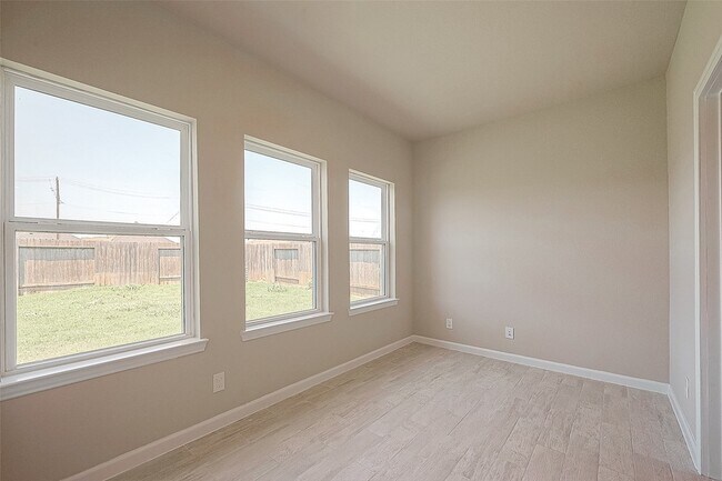 Building Photo - 4435 Painted Bunting Ln