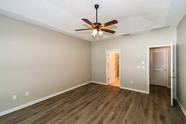 Building Photo - 7352 Hawks Point Ct