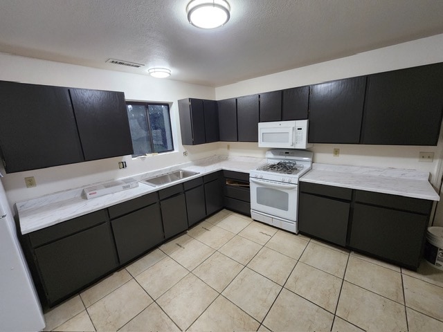 Building Photo - 136 E Paseo del Rio