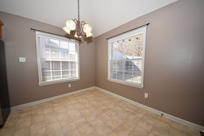 Building Photo - Wonderful 3 bed, 2 bath home near Shelby Farms Park.