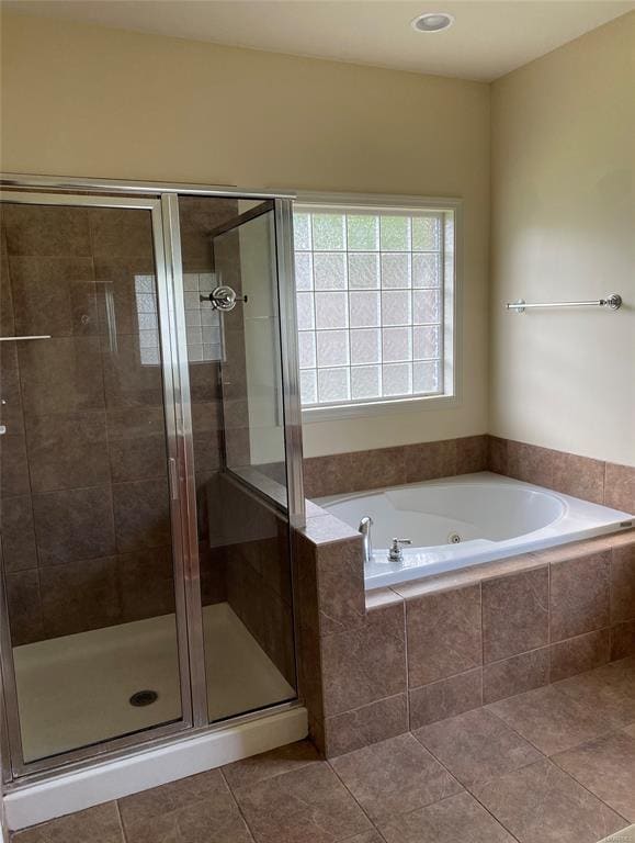 Building Photo - 9520 Helmsley Cir