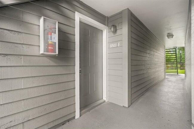 Building Photo - 11811 Skylake Pl