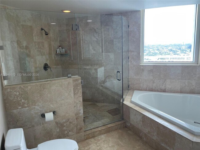 Building Photo - 1745 E Hallandale Beach Blvd