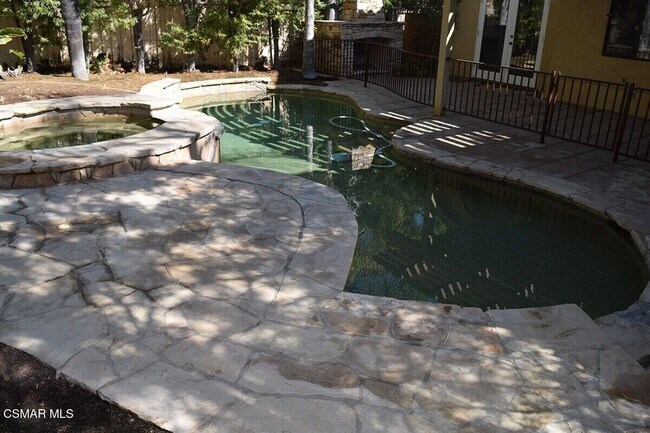 Building Photo - 3871 Cottonwood Grove Trail