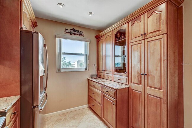 Building Photo - 4040 Ironwood Cir